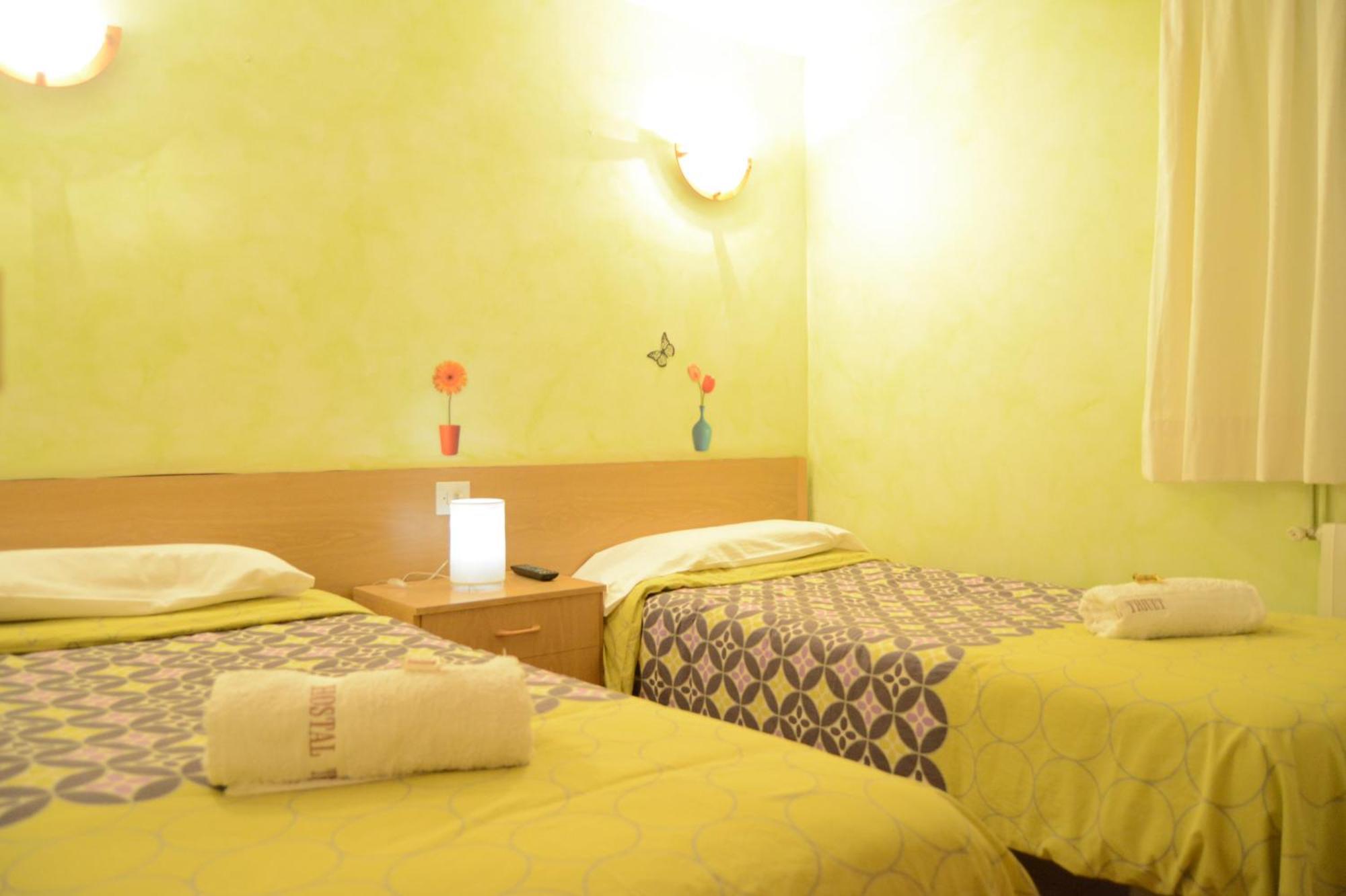 Hostal La Cuineta De Cal Triuet Gosol Ruang foto