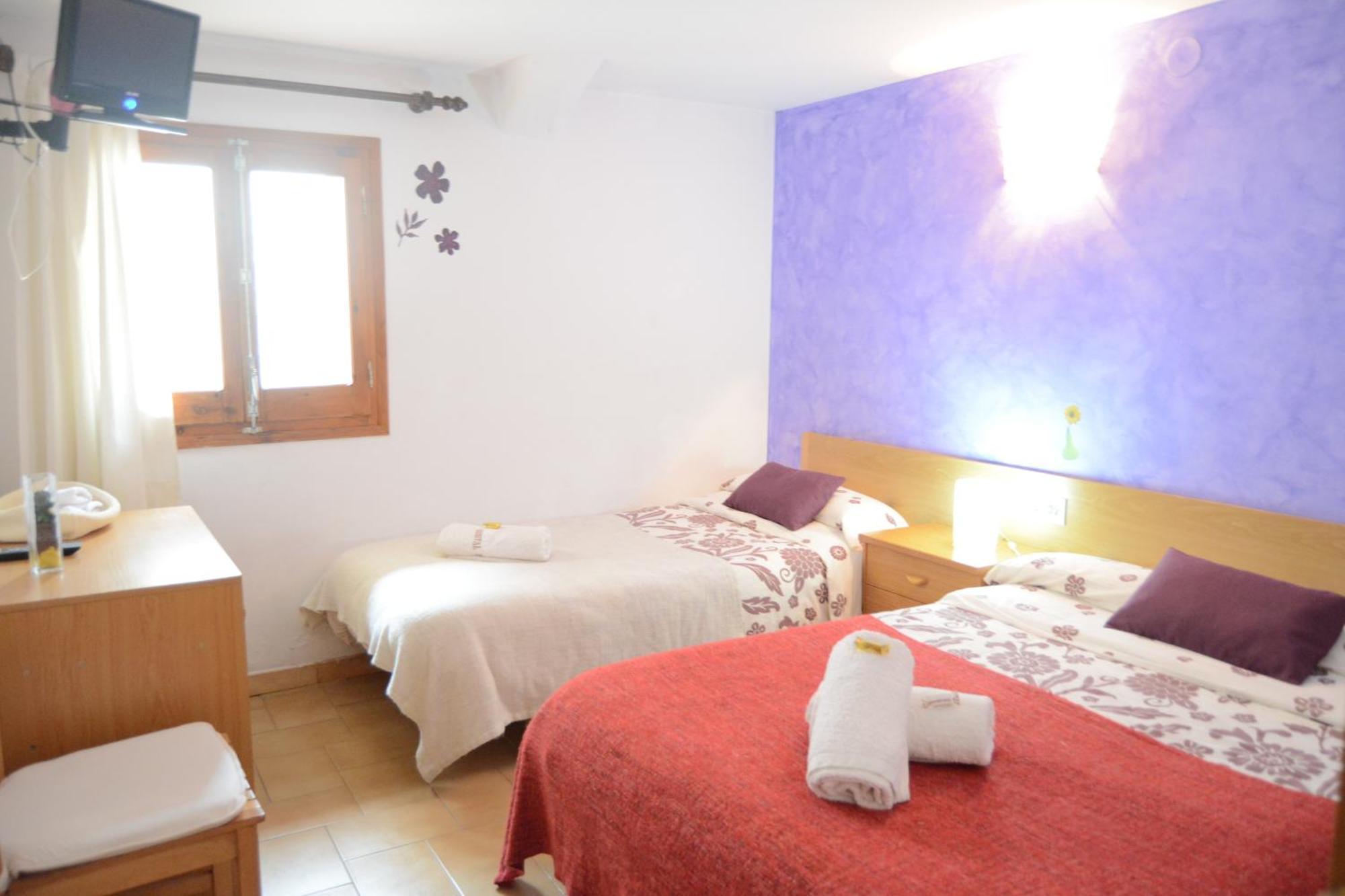 Hostal La Cuineta De Cal Triuet Gosol Ruang foto
