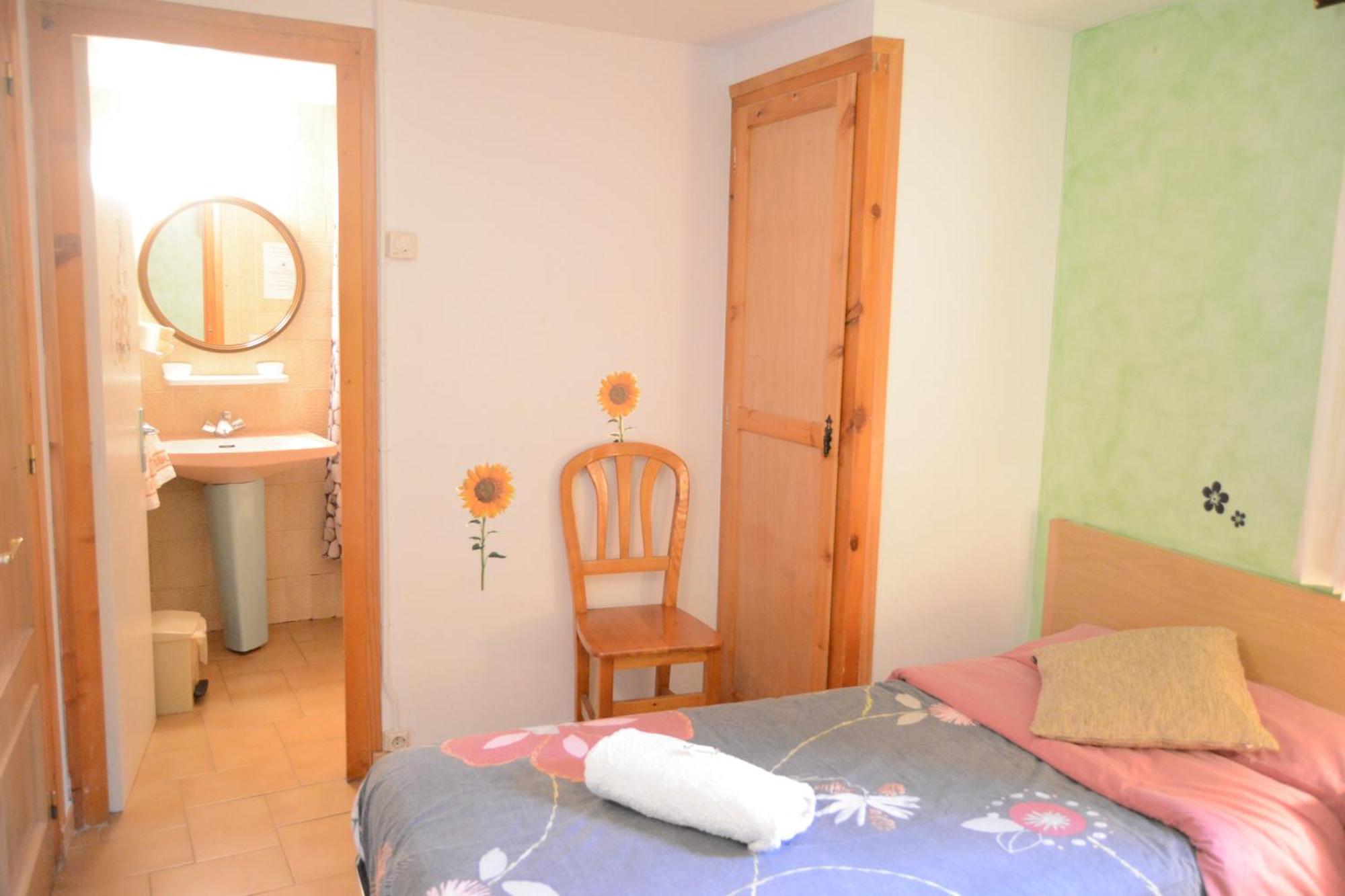 Hostal La Cuineta De Cal Triuet Gosol Ruang foto