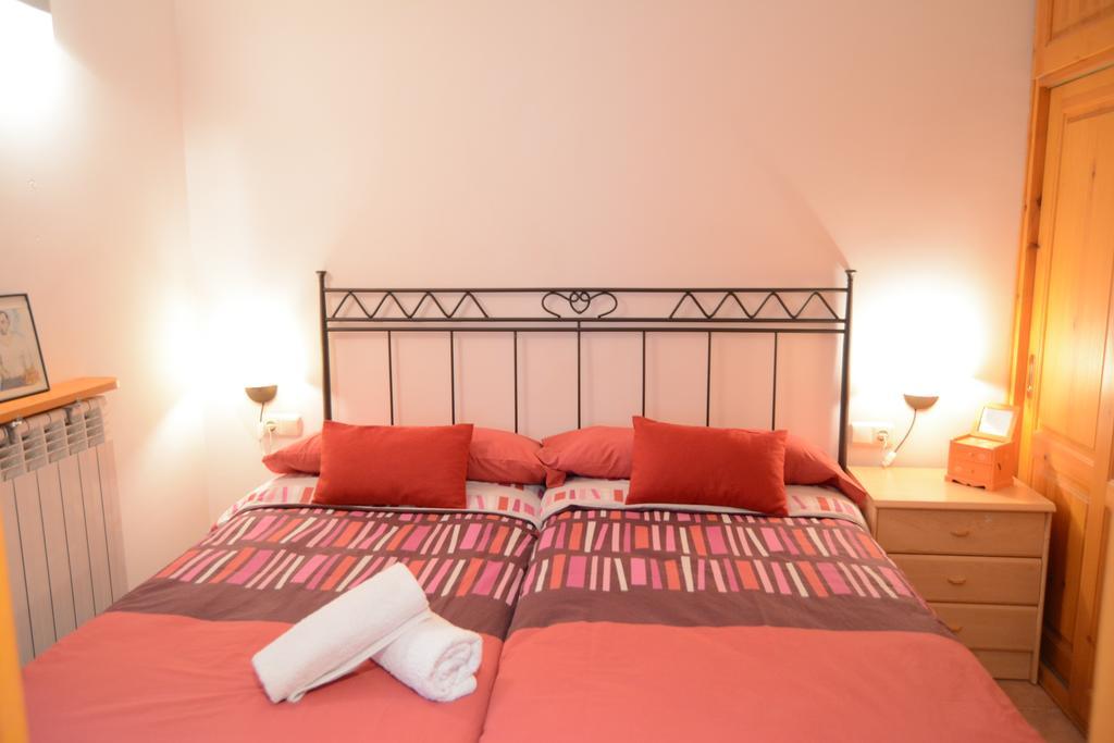 Hostal La Cuineta De Cal Triuet Gosol Ruang foto